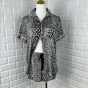 LOFT Pajama Lounge Satin Black & White Animal Print 2 Piece Top & Shorts Sz XSm
